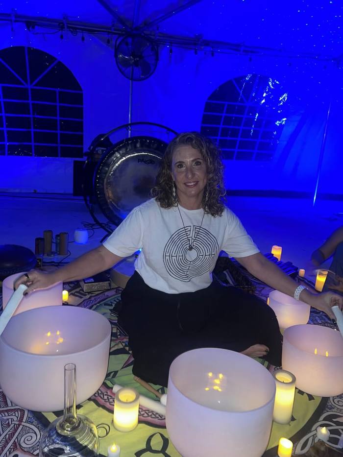 A sound bath at Liumi